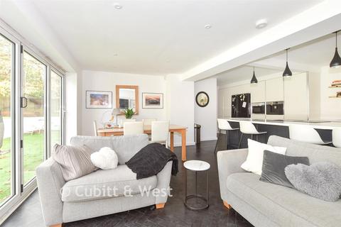 undefined, Weald Rise, Haywards Heath, West Sussex