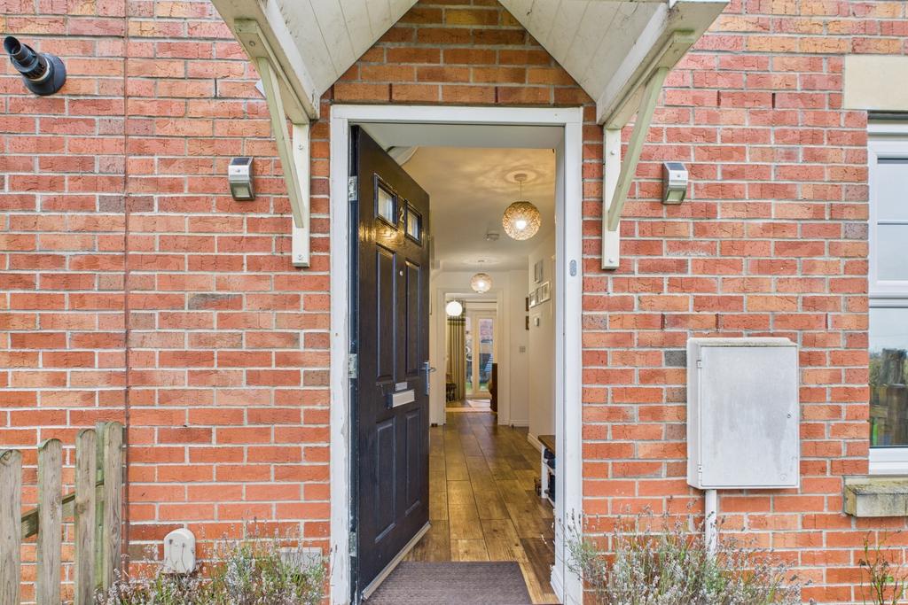 Ewe Move Spalding - Frome Walk - Front of house