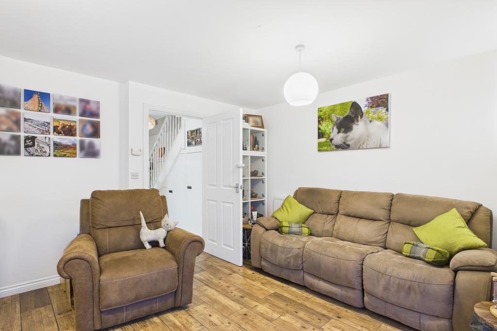 Ewe Move Spalding - Frome Walk - Living Room