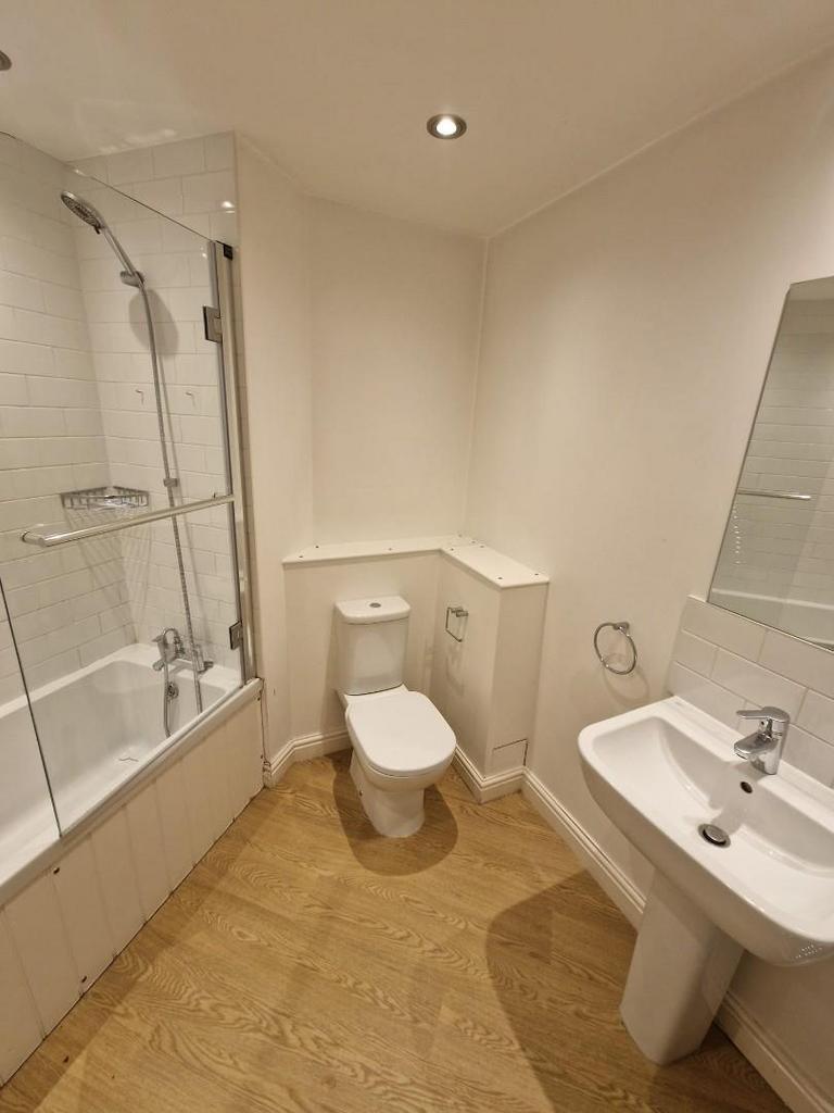 Flat 4 Armfield House 1 (3).jpg
