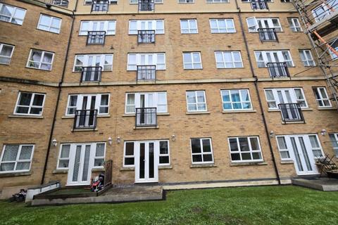 2 bedroom apartment for sale, Flat , Geneva Court, London