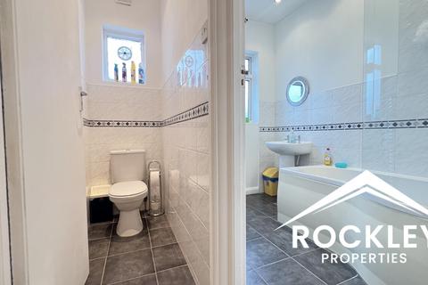 undefined, Eastern Avenue, Ilford IG2