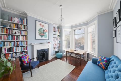 undefined, Greenford Avenue, London, W7