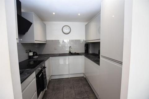 2 bedroom apartment to rent, Atkins Gate, Orchard Street, Gillingham