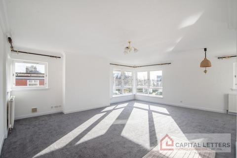 2 bedroom flat to rent, Keir Street, Stirling FK9
