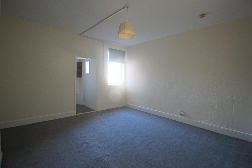 Living Flat 4.JPG
