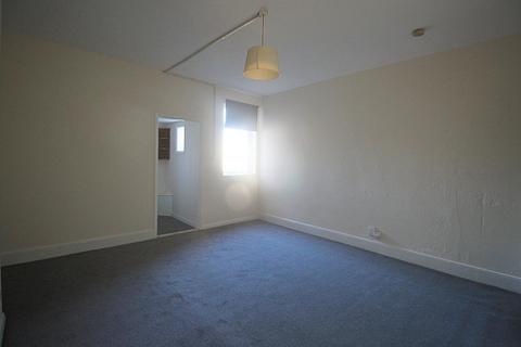 1 bedroom flat to rent, Weston Grove Road, Southampton