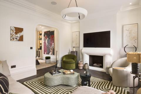4 bedroom terraced house for sale, Lamont Road, London, SW10