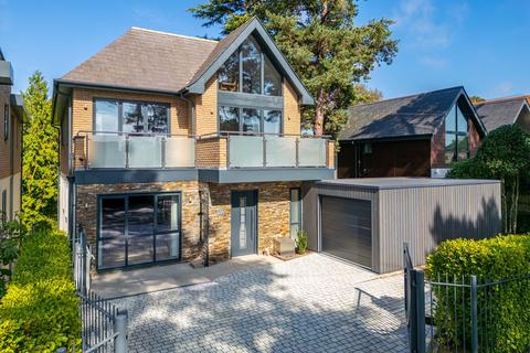 Clifton Road, Poole BH14