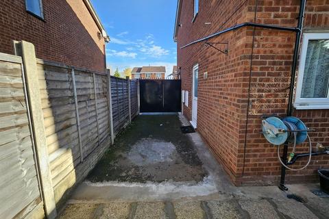 undefined, Grebe Close, Birmingham B23
