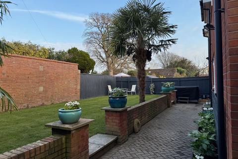 undefined, Exeter Road, Exmouth EX8