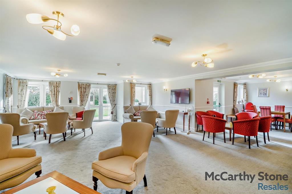 Homeowners Lounge