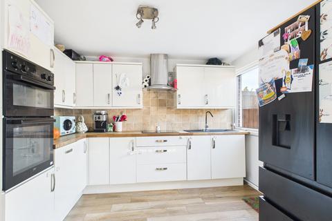 undefined, Yew Tree Way, Churchdown, Gloucester, Gloucestershire, GL3