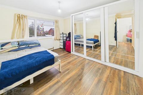 undefined, Southgate, Crawley