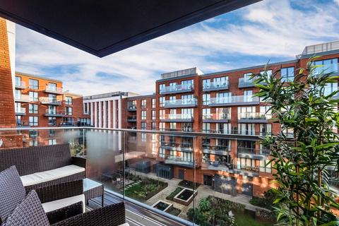 1 bedroom flat to rent, 2 Gaumont Place, London