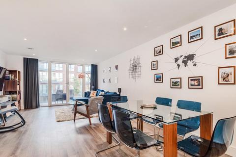 1 bedroom flat to rent, 2 Gaumont Place, London