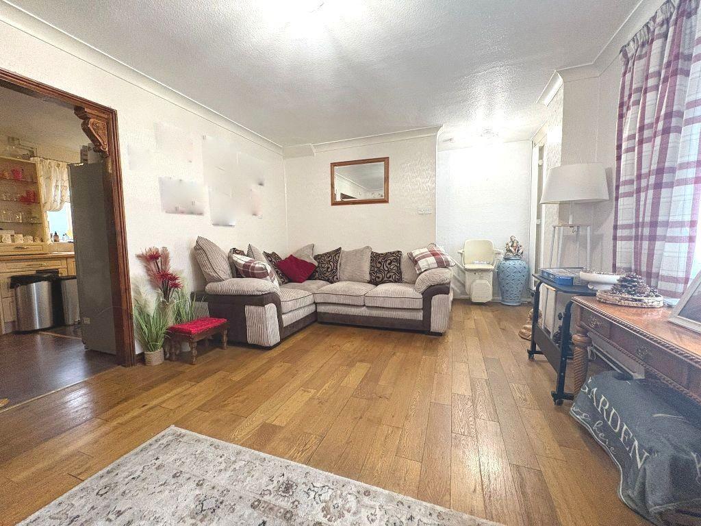 Sitting Room .jpg