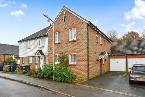 undefined, Bradbridge Green, Ashford TN23