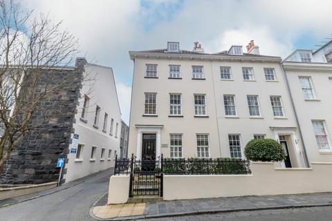 Union Street, St Peter Port