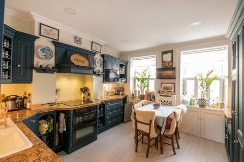 4 bedroom detached house for sale, Union Street, St Peter Port