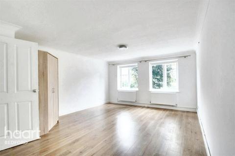 undefined, Chaucer Road, Bedford