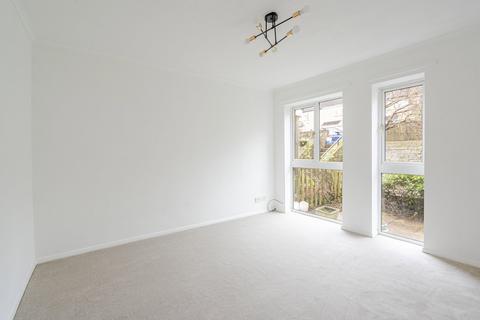 undefined, Barley Close, Malmesbury
