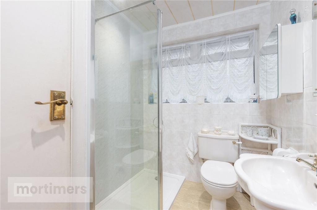 Family Shower Room