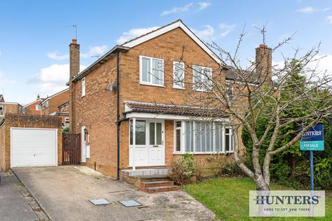 3 bedroom semi-detached house for sale, Silverdale Grove, Guiseley, Leeds