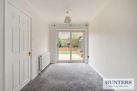 3 bedroom semi-detached house for sale, Silverdale Grove, Guiseley, Leeds