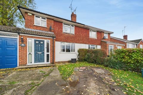 undefined, Dark Lane, Tilehurst, Reading, RG31