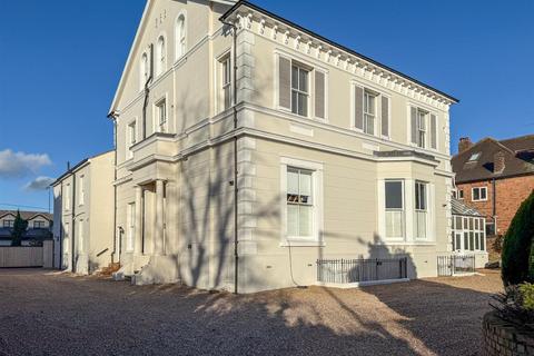 undefined, Warwick Place, Leamington Spa