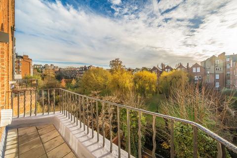 undefined, Canfield Gardens, London NW6