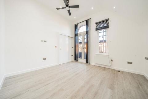 undefined, Canfield Gardens, London NW6