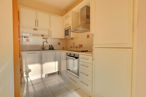 undefined, Canute Road, Southampton