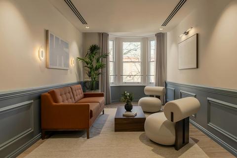 Office to rent, 91-92 Jermyn St London SW1Y 6JB