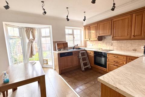 undefined, St. James Road, Sutton SM1