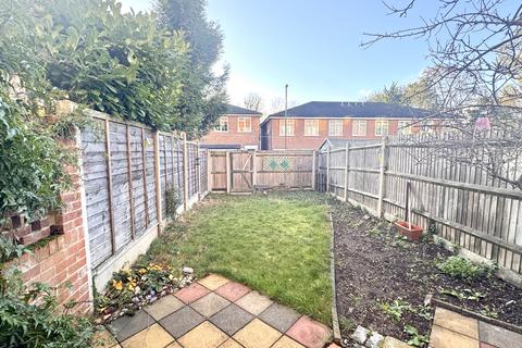 undefined, St. James Road, Sutton SM1