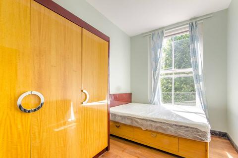 3 bedroom flat to rent, Sutherland Avenue, Maida Vale, London, W9