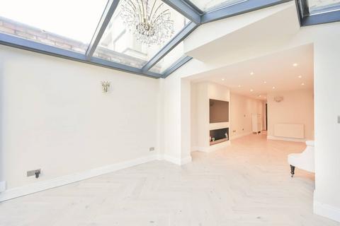 4 bedroom house for sale, Pooles Lane, Chelsea, London, SW10