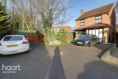 4 bedroom detached house for sale, Haywood Close, LEICESTER