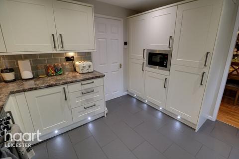 4 bedroom detached house for sale, Haywood Close, LEICESTER