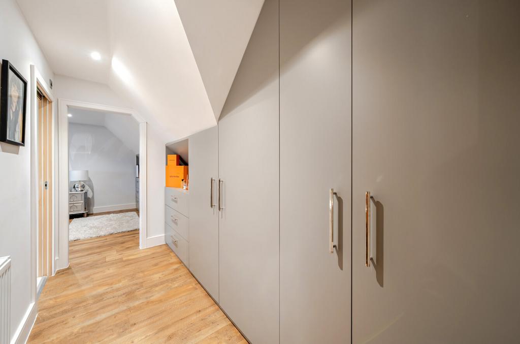 1383343-8-692dccd...