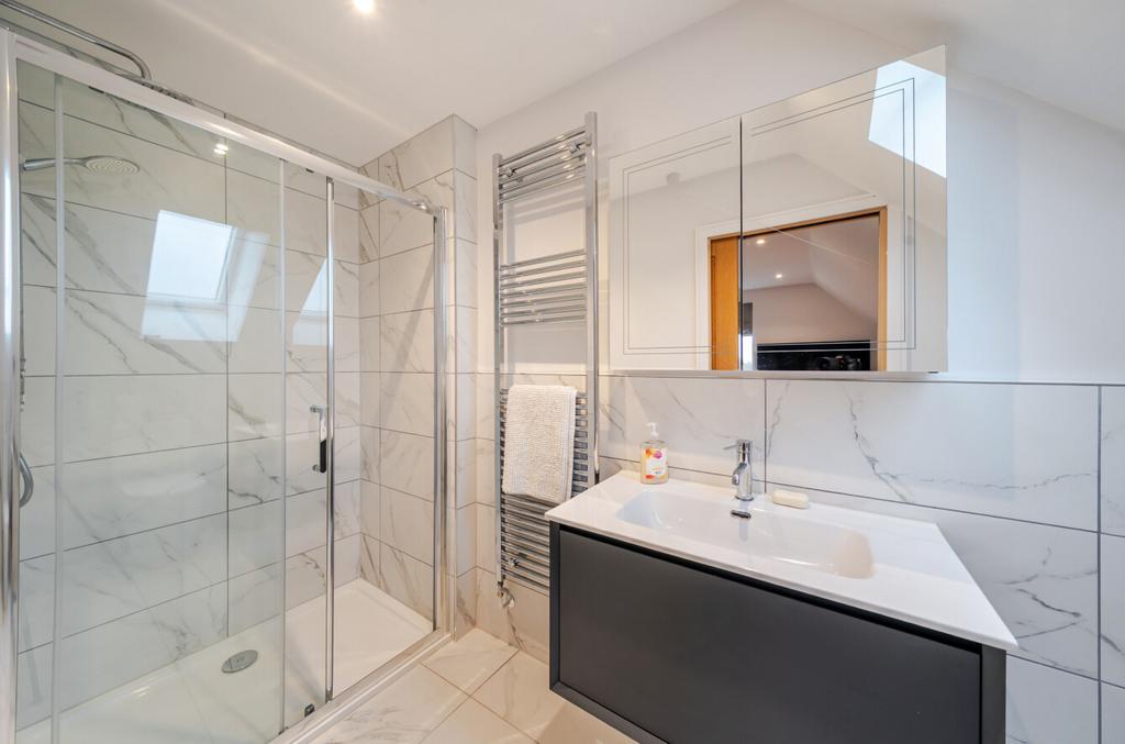 1383343-13-692dcc...