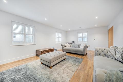 4 bedroom detached house for sale, Stratford Bridge, Ripple, Tewkesbury