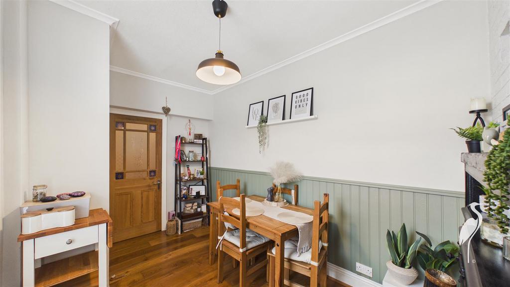 Breakfast Room