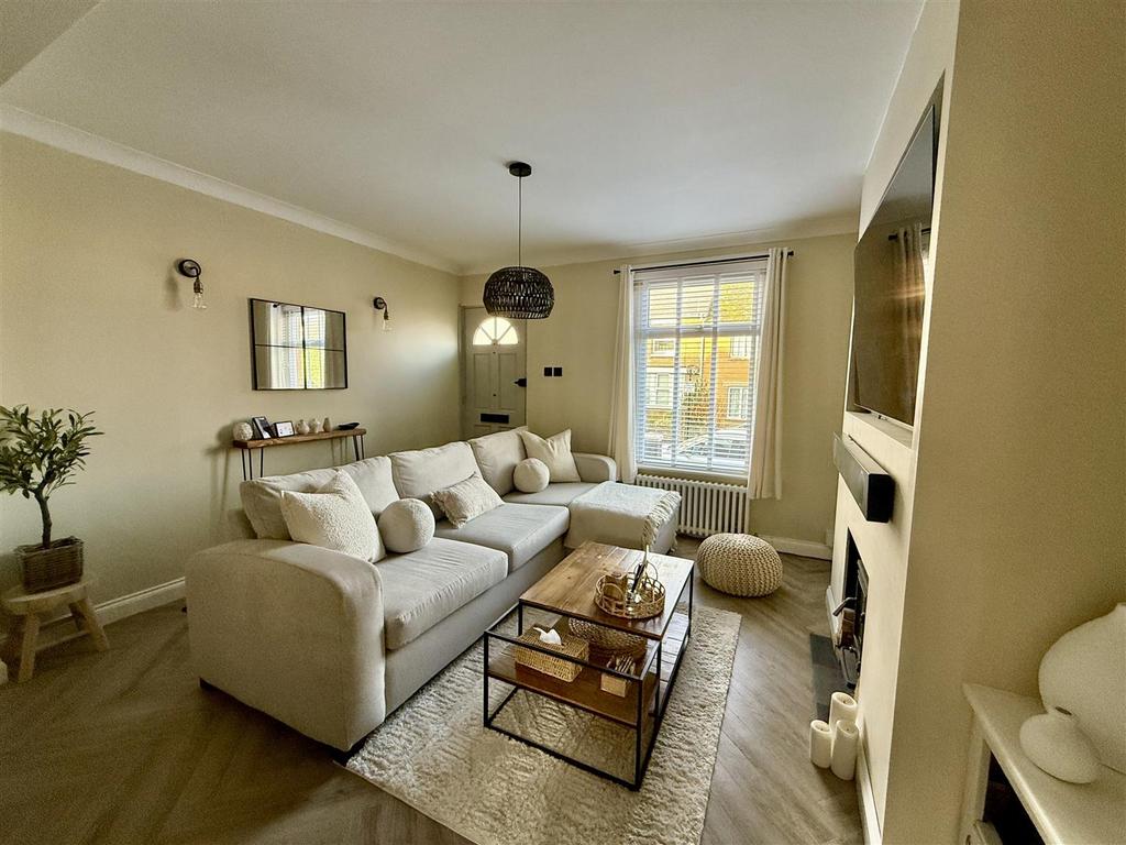 Living Room: