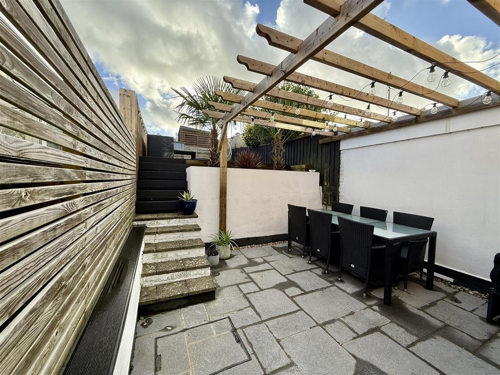 Rear Garden:
