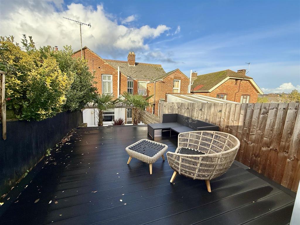 Rear Garden: