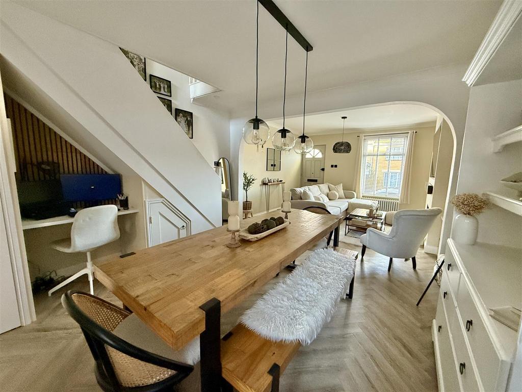 Living Room:
