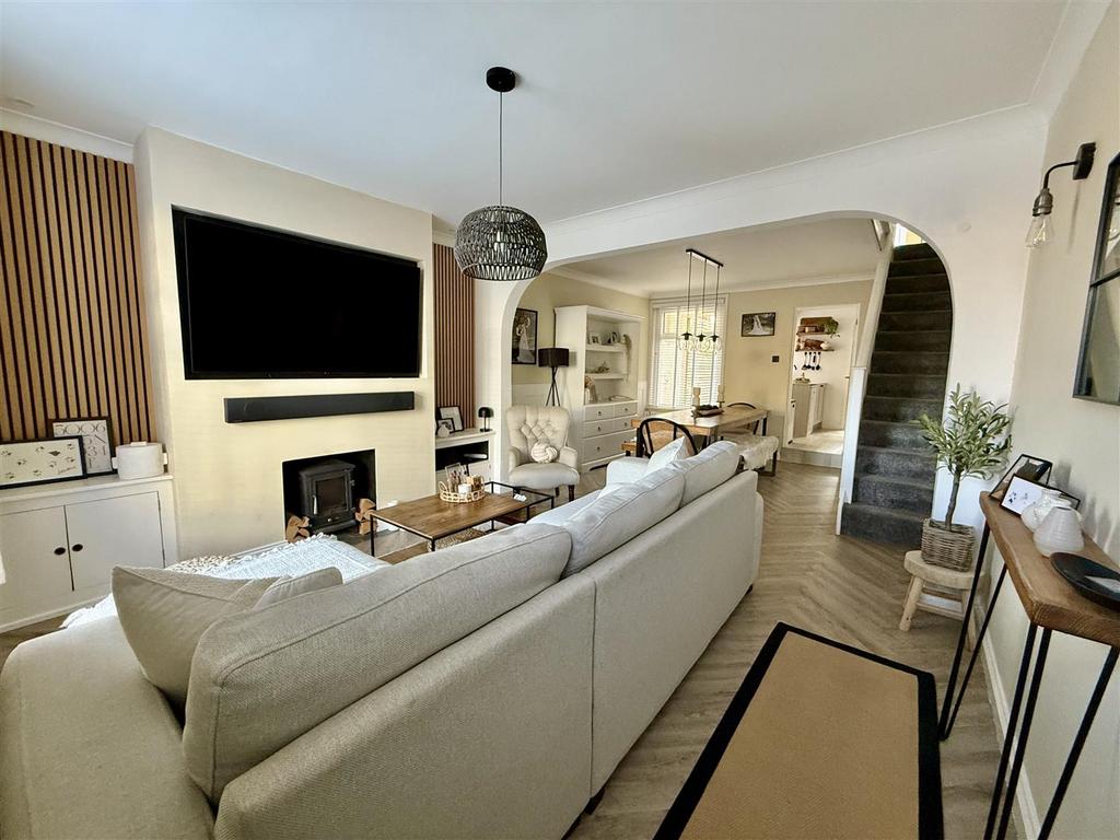 Living Room: